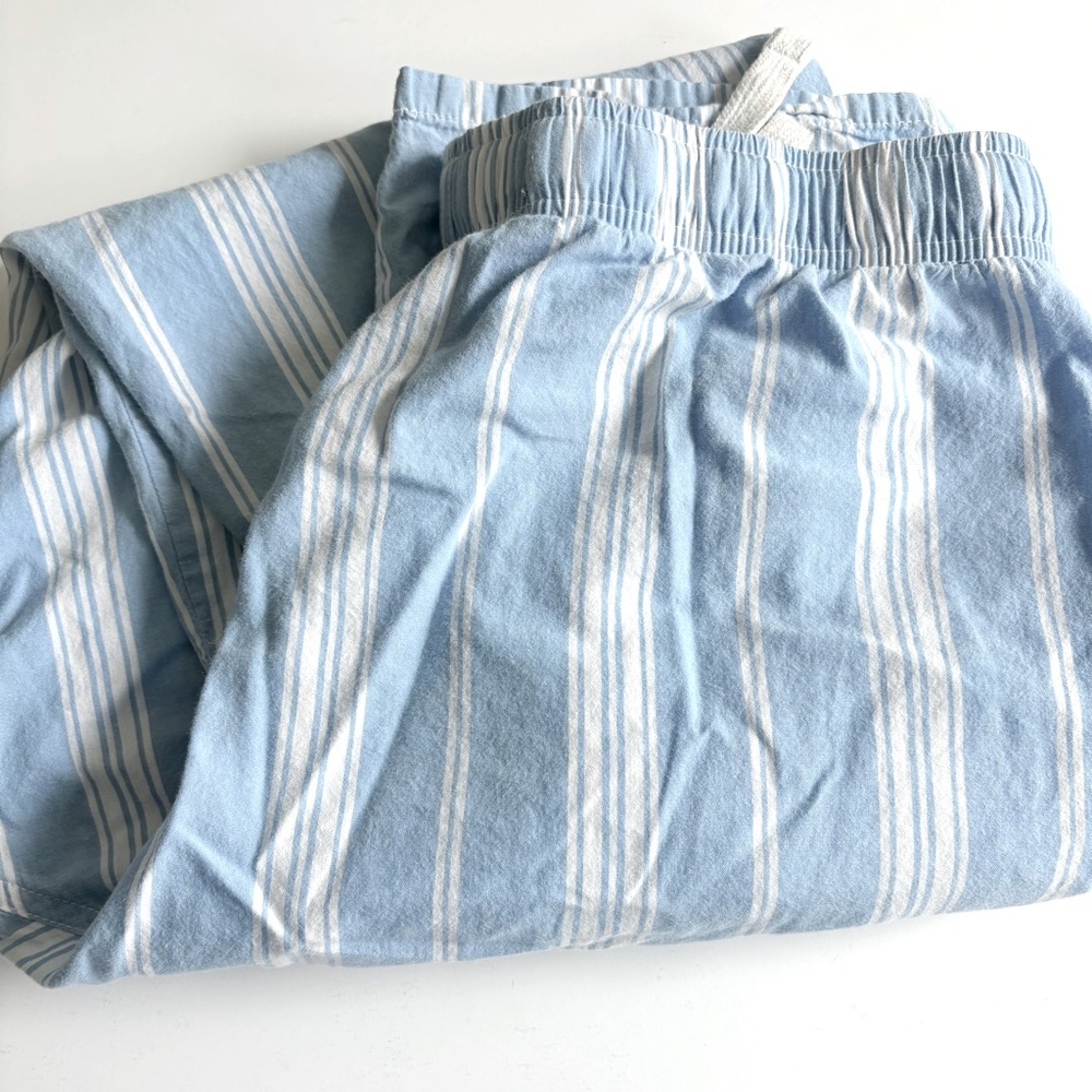 Old Navy Blue and White Striped Pajama Pants